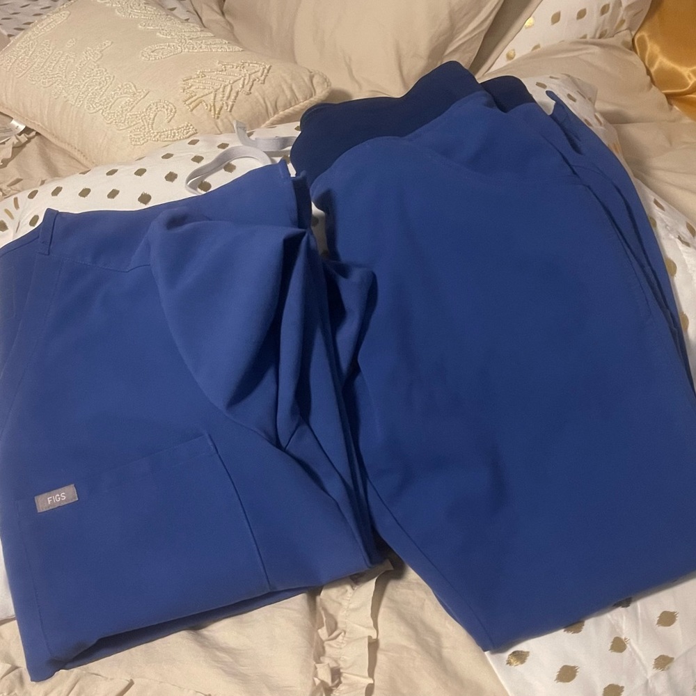 Figs scrubs